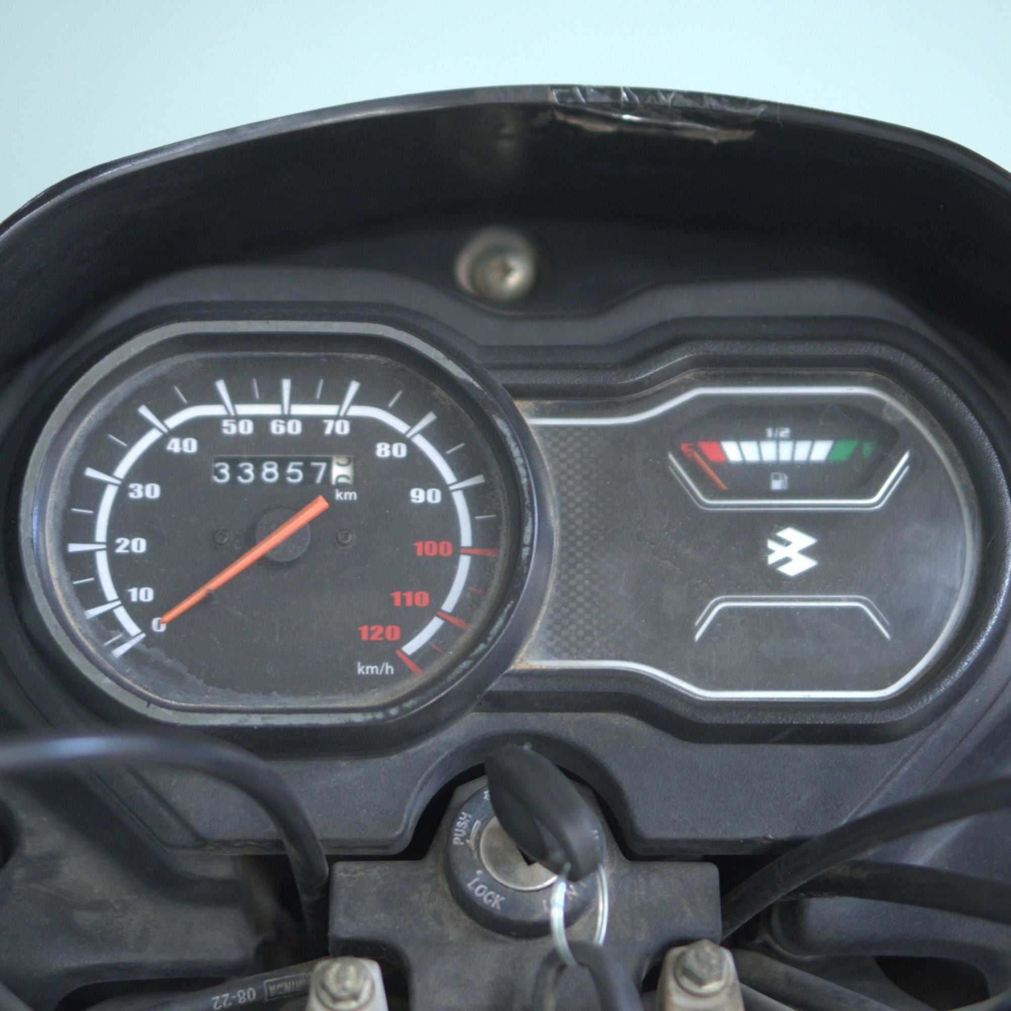 Bajaj Platina - Image 6