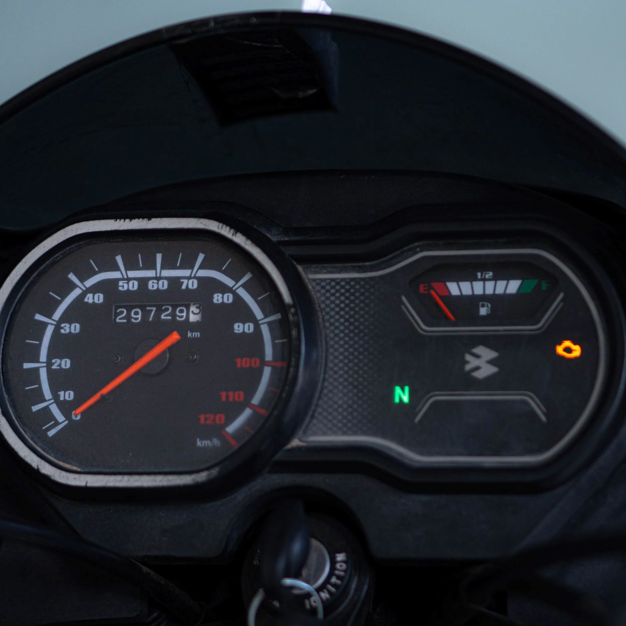 Bajaj Platina - Image 7