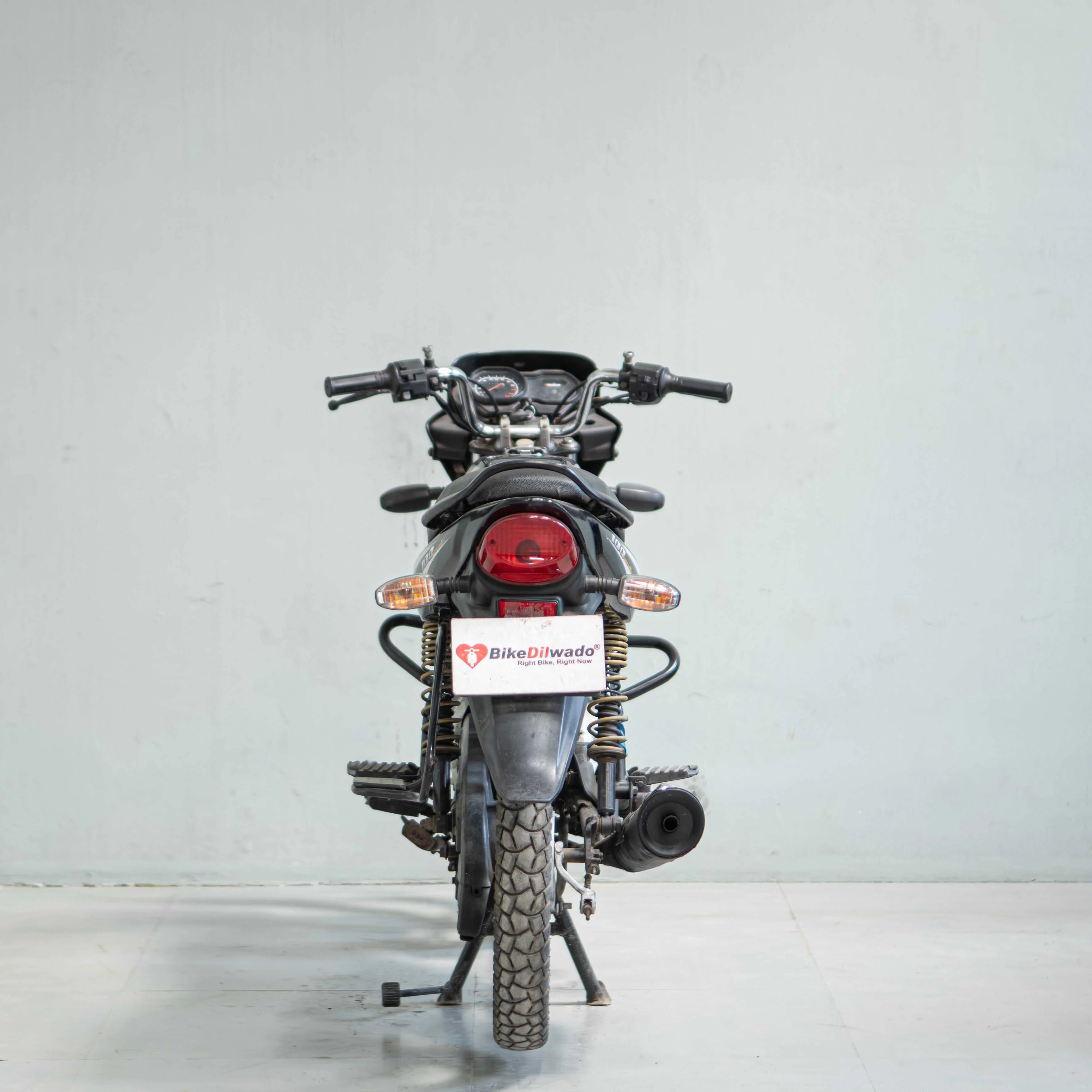 Bajaj Platina - Image 5