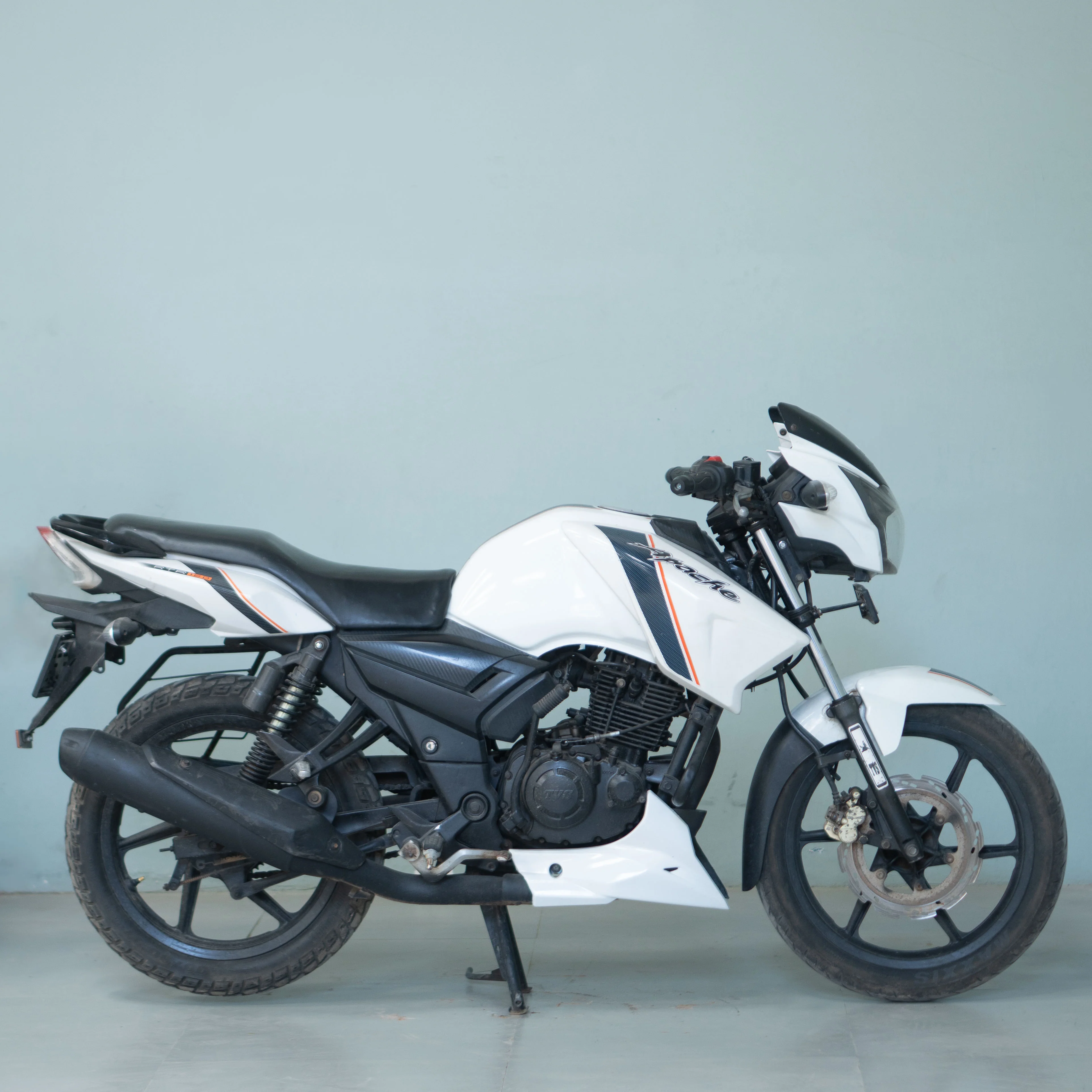 TVS Apache 160 2v - Image 3