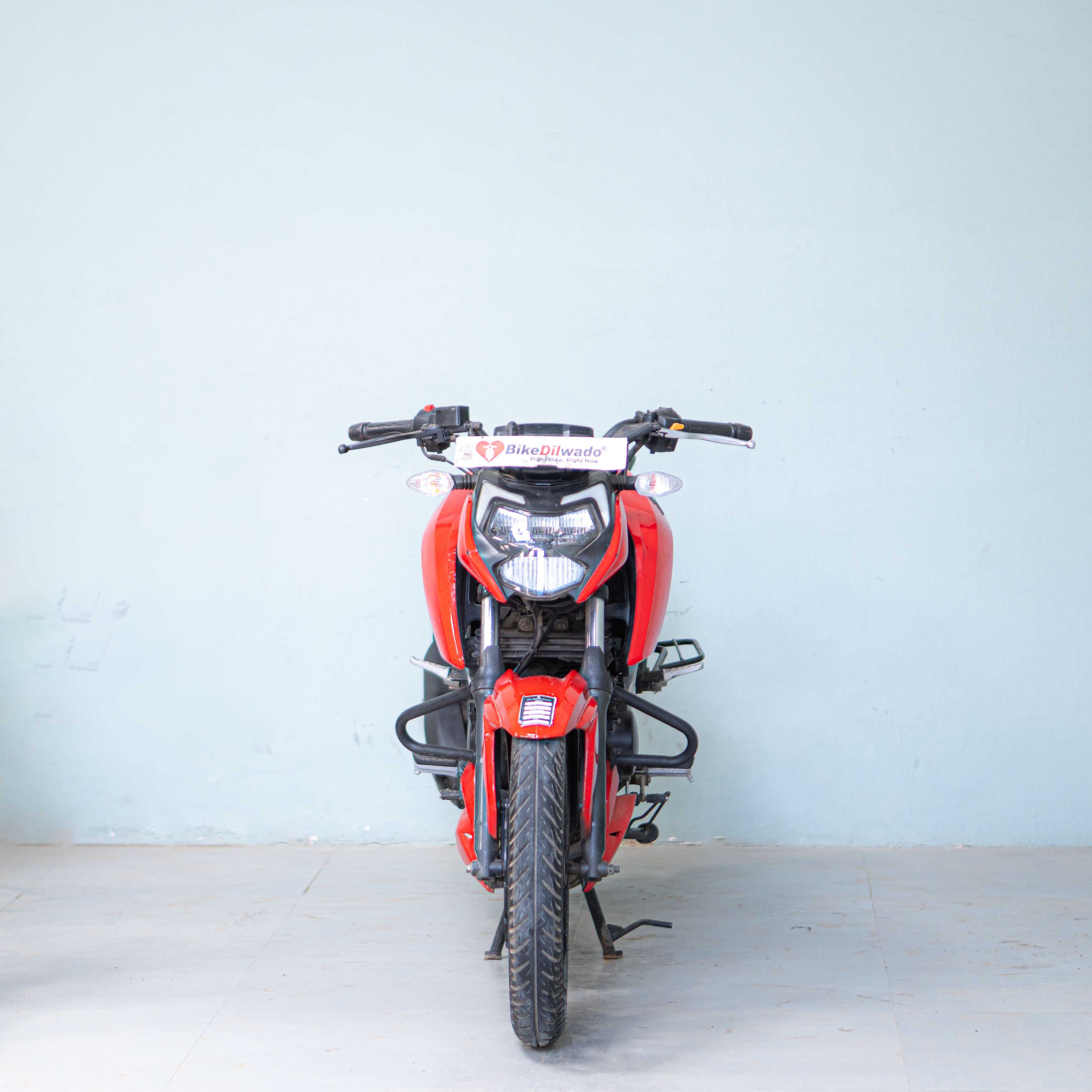 TVS Apache 160 4V - Image 5