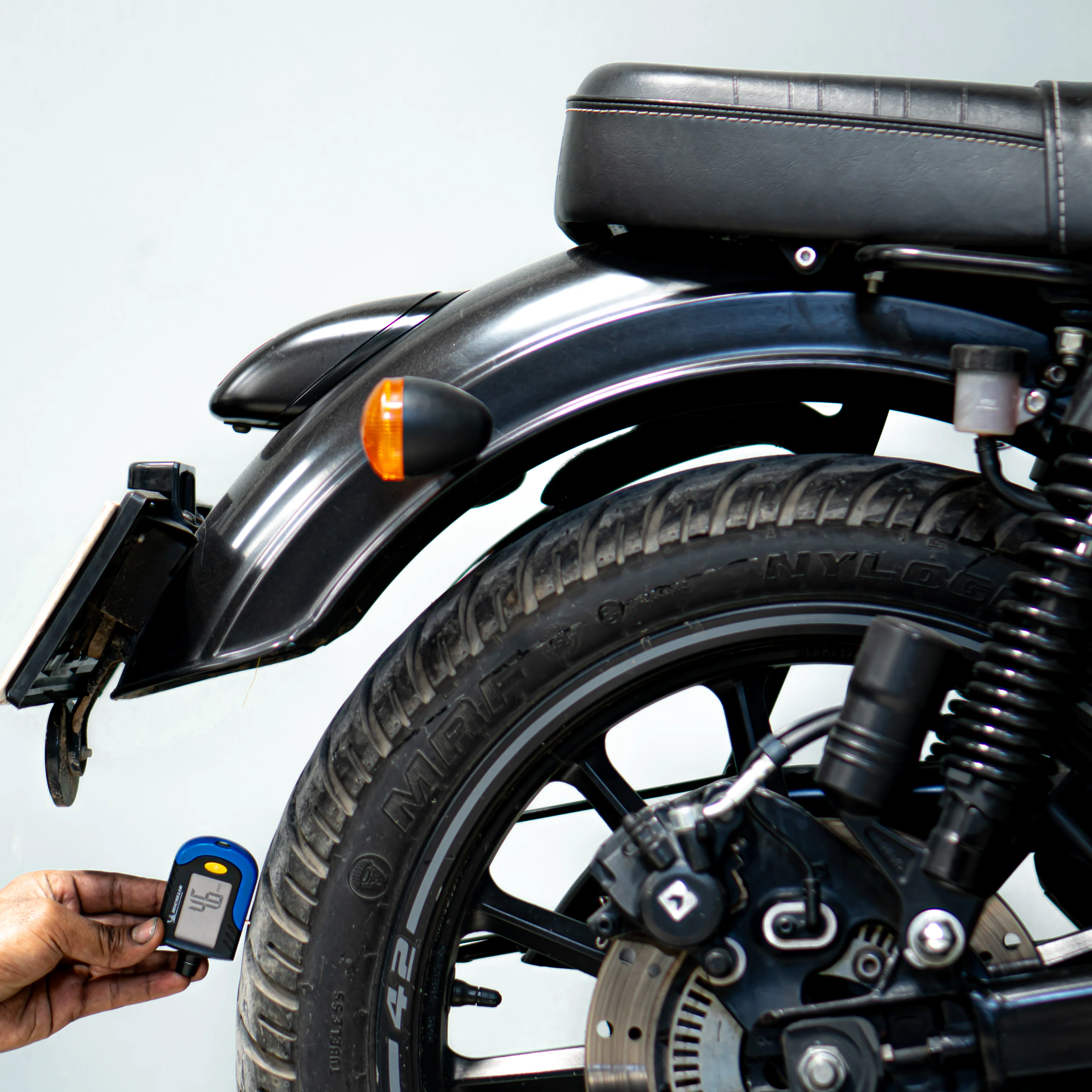 JAWA 42 Classic - Image 3